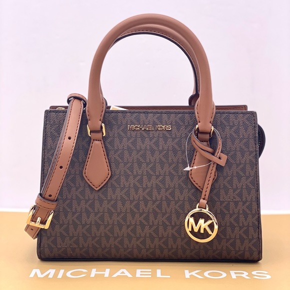 Michael Kors Small Sheila Center
Zip Satchel Crossbody Bag Brown - Picture 8 of 15